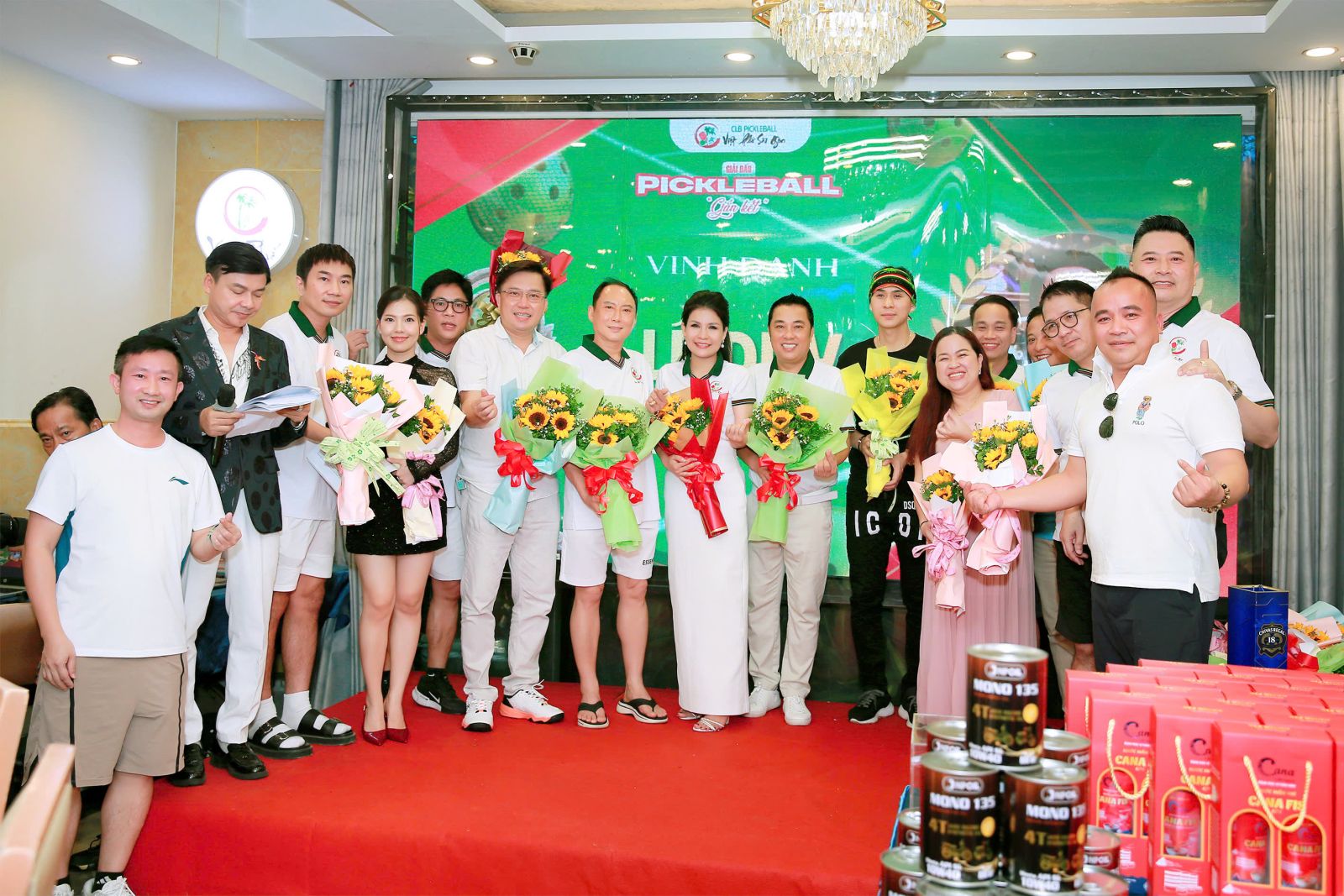 🏓 VIỆT PHỐ – NHÀ TÀI TRỢ CHÍNH CÂU LẠC BỘ PICKLEBALL VIỆT PHỐ SÀI GÒN